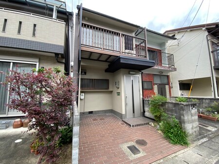 納所和泉屋貸家外観写真