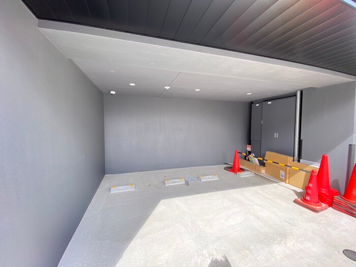 物件外観写真3　(駐車場)