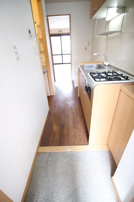 物件内観写真7　(玄関)