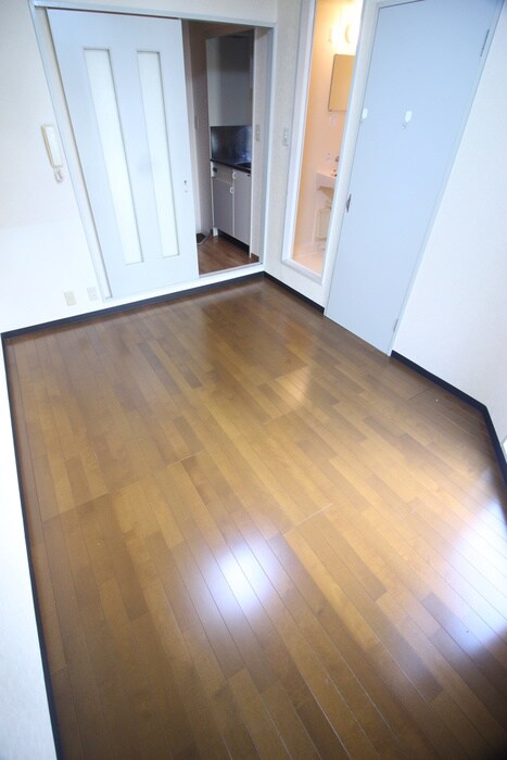 物件内観写真11　(居室)