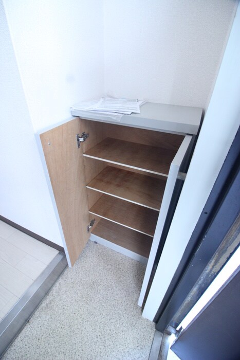 物件内観写真17　(靴箱)