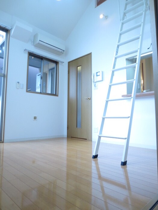 物件内観写真7　(居室)