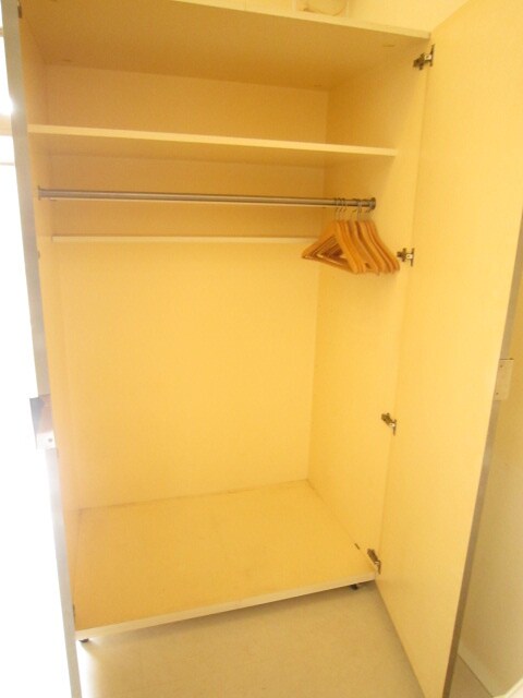 物件内観写真11　(収納)