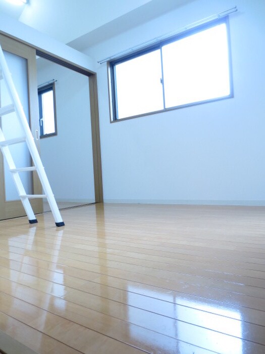 物件内観写真12　(居室)