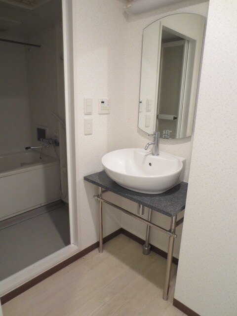 物件内観写真11　(洗面)