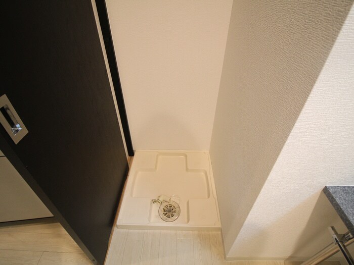 物件内観写真22　(洗濯機置場)