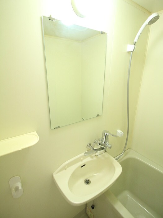 物件内観写真11　(洗面)