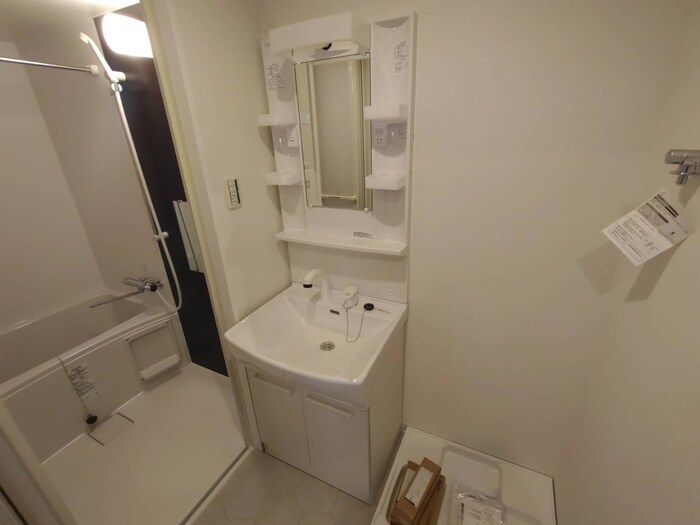 物件内観写真8　(洗面)