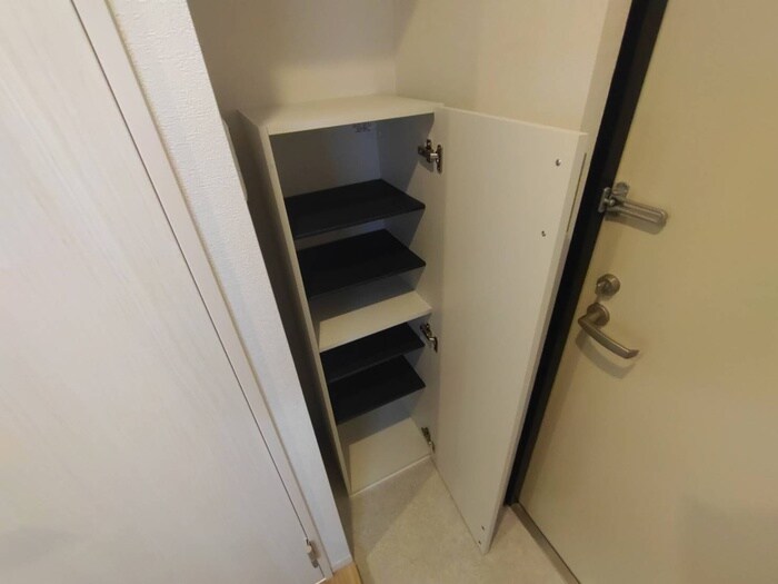 物件内観写真17　(靴箱)