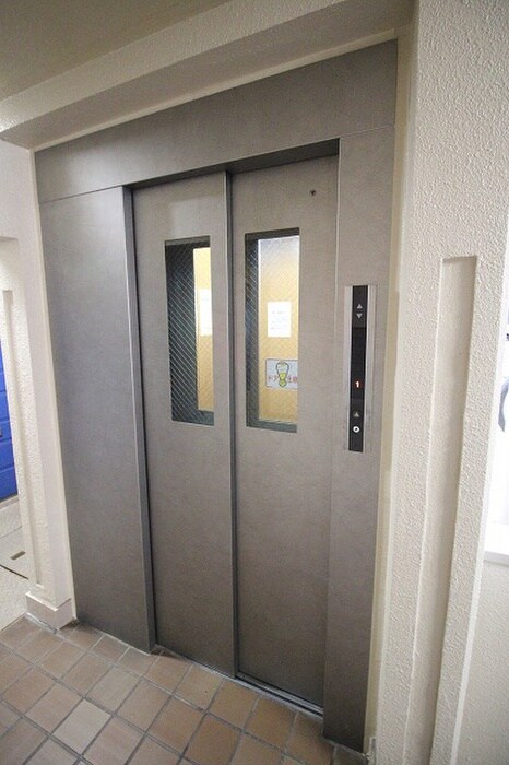 シティコアサーティ朱雀（102）の建物設備