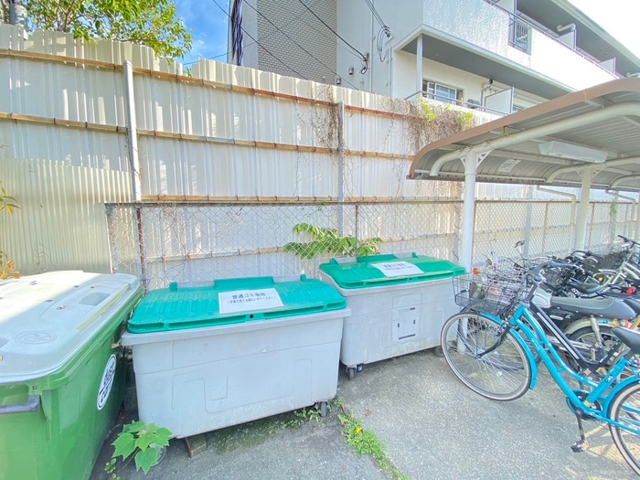 物件外観写真4　(建物設備)