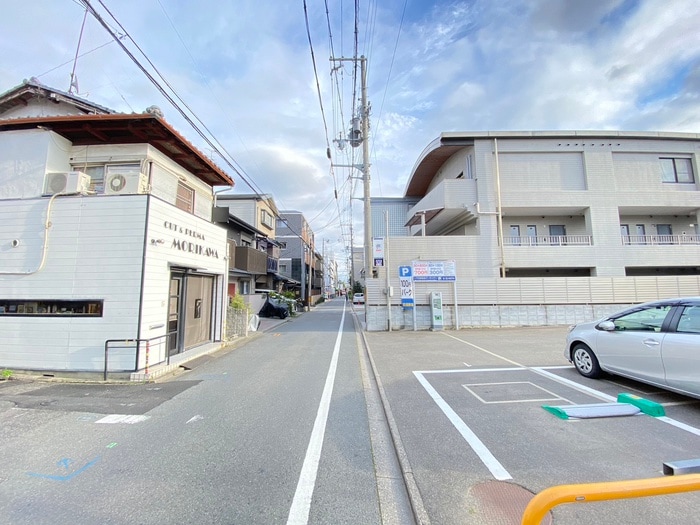 物件外観写真6　(周辺環境)