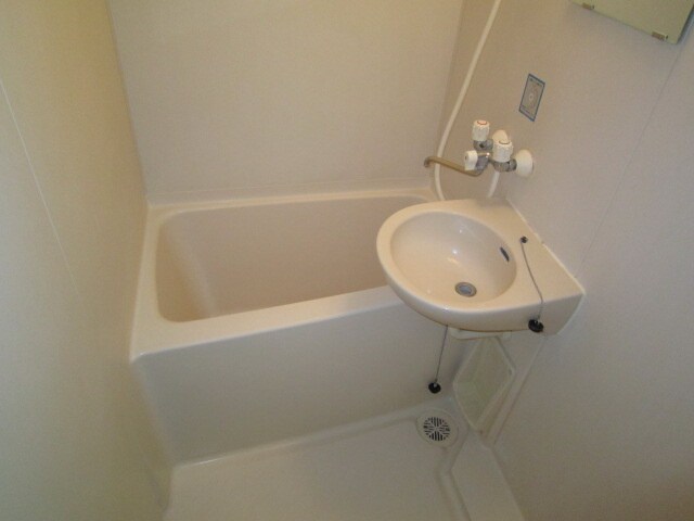 物件内観写真12　(バス／シャワールーム等)