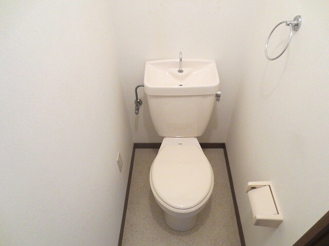 物件内観写真13　(トイレ)