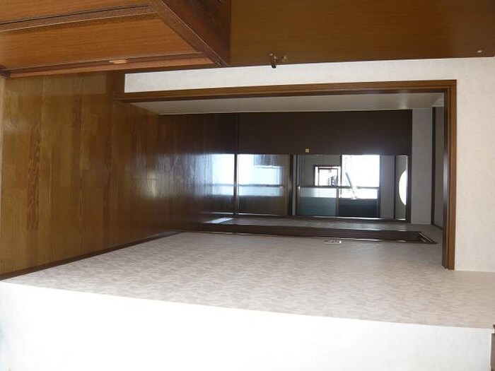 物件内観写真21　(廊下)