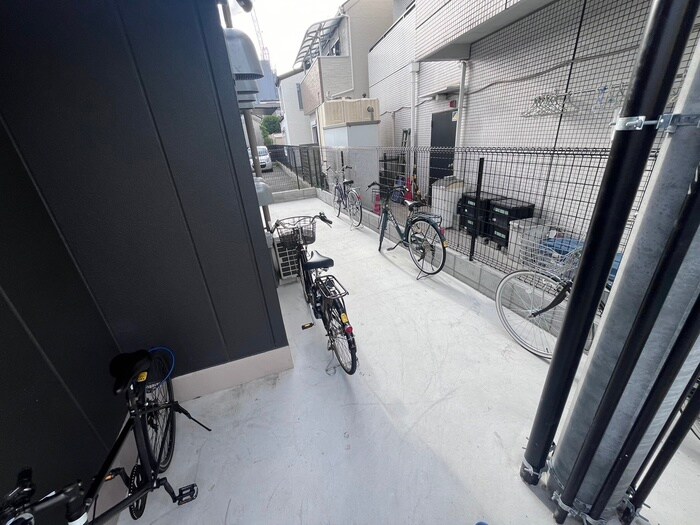 物件外観写真6　(建物設備)