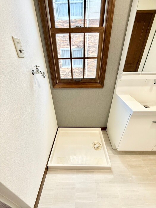 物件内観写真9　(洗濯機置場)