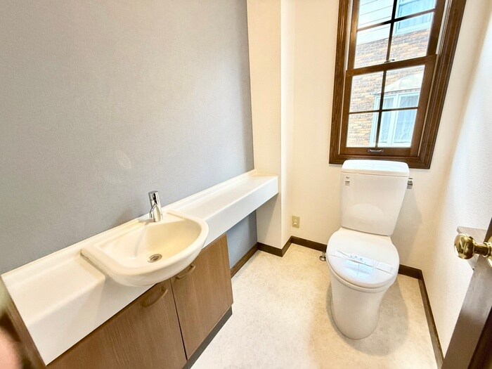 物件内観写真11　(トイレ)