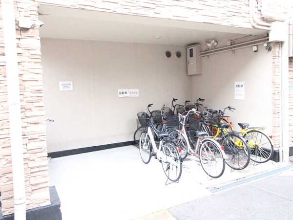 駐輪場