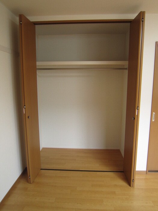 物件内観写真10　(収納)