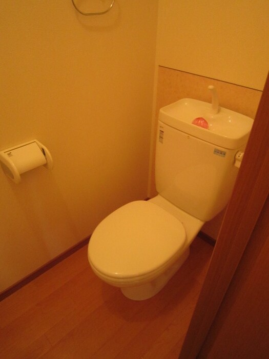 物件内観写真16　(トイレ)