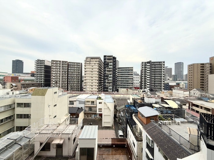 物件内観写真16　(室内からの展望)