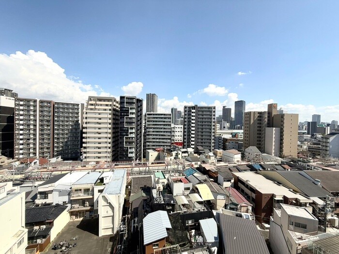 物件内観写真16　(室内からの展望)