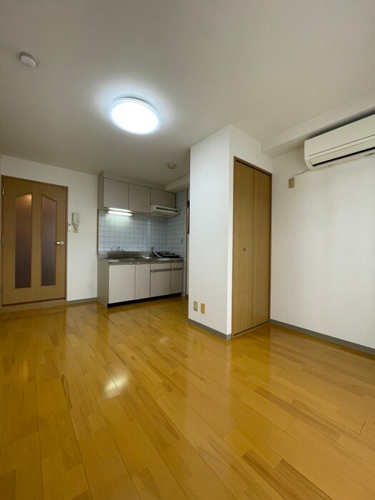 物件内観写真10　(居室)