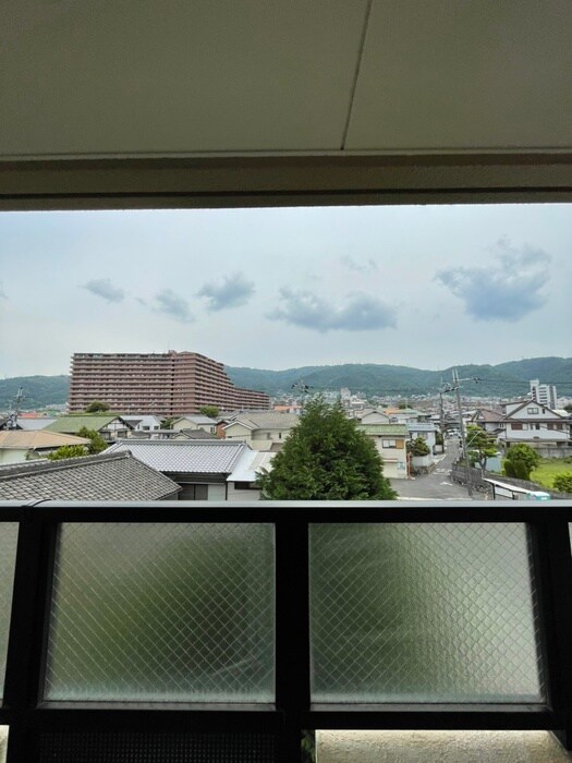 物件内観写真21　(室内からの展望)