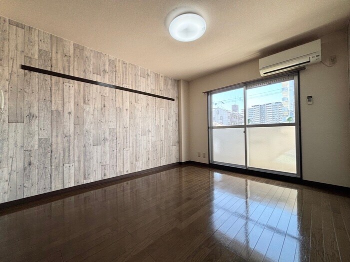 物件内観写真10　(居室)