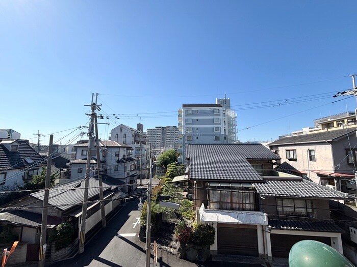 物件内観写真22　(室内からの展望)