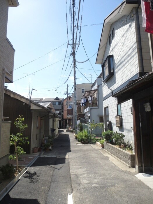 物件外観写真3　(周辺環境)