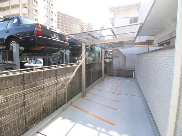 駐輪場