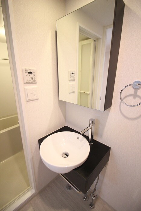 物件内観写真8　(洗面)