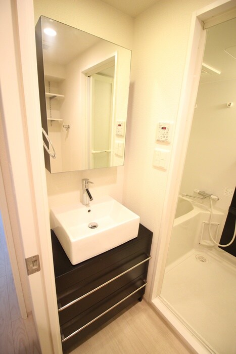 物件内観写真9　(洗面)