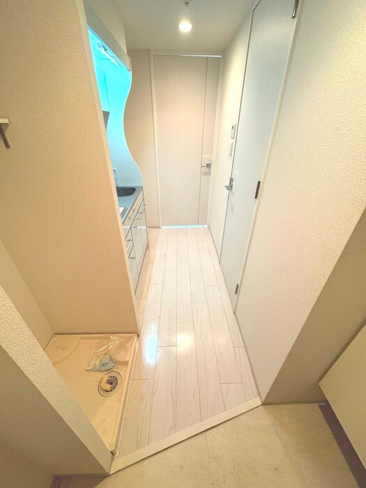 物件内観写真16　(廊下)