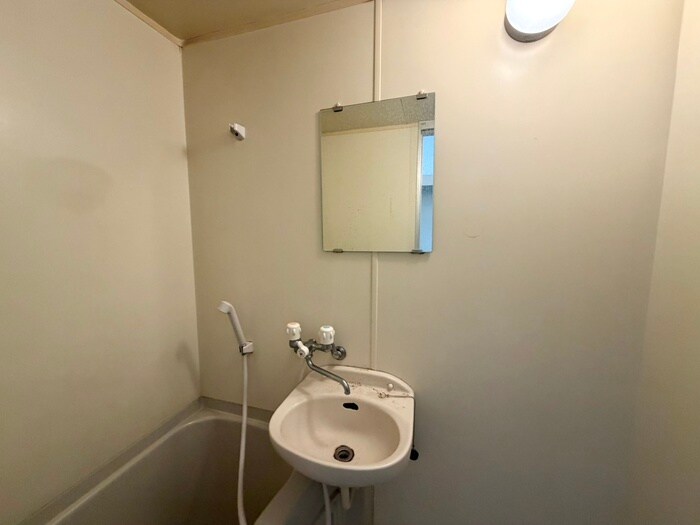 物件内観写真11　(洗面)