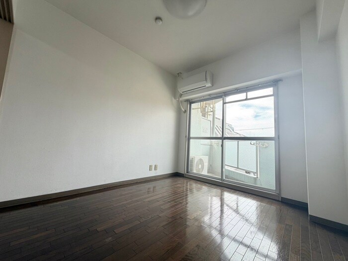 物件内観写真21　(居室)