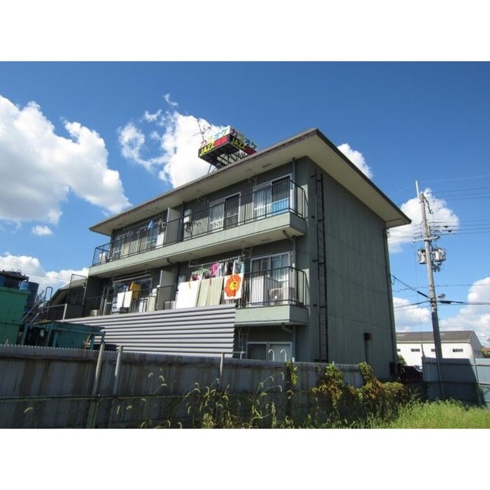 物件外観写真1　(外観写真)