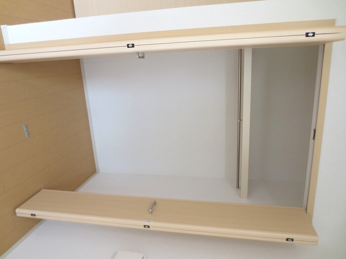 物件内観写真13　(収納)