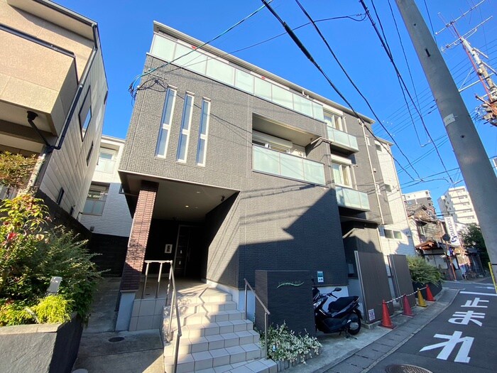 物件外観写真2　(外観写真)