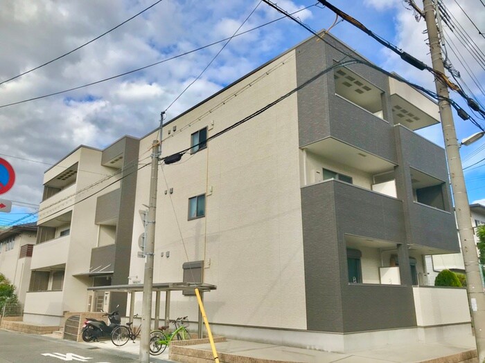 物件外観写真1　(外観写真)