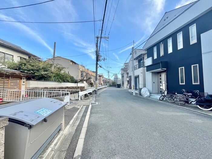 物件外観写真6　(周辺環境)