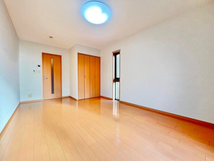 物件内観写真10　(居室)