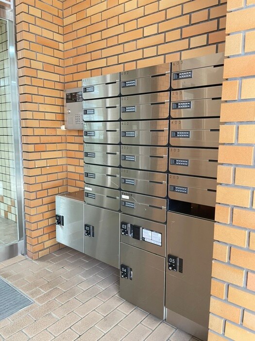 物件外観写真4　(建物設備)