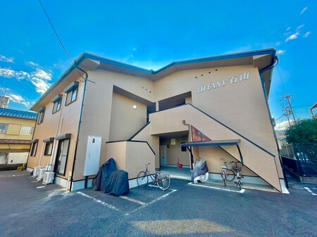 ティファニ－石山外観写真