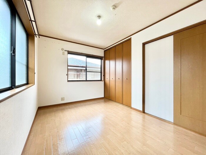 物件内観写真9　(居室)