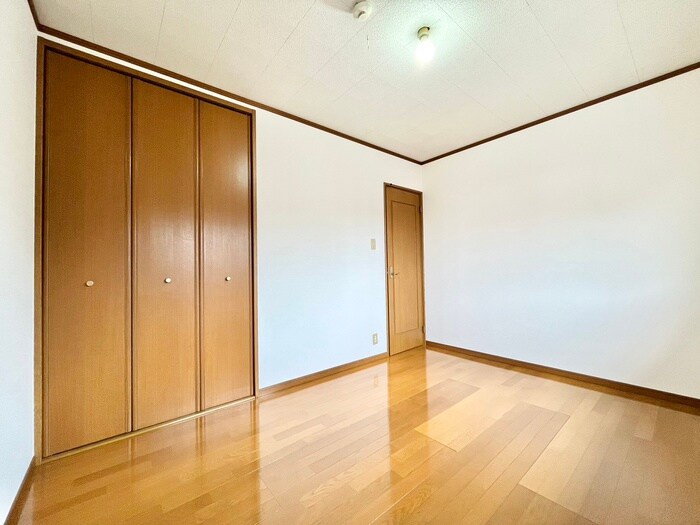 物件内観写真10　(居室)