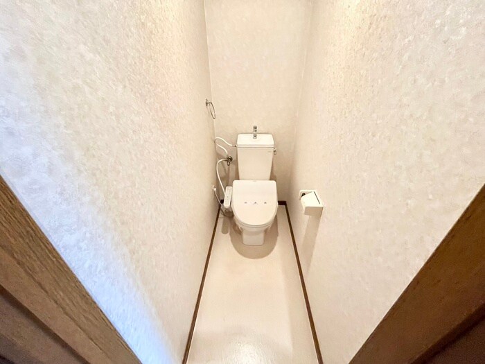 物件内観写真16　(トイレ)