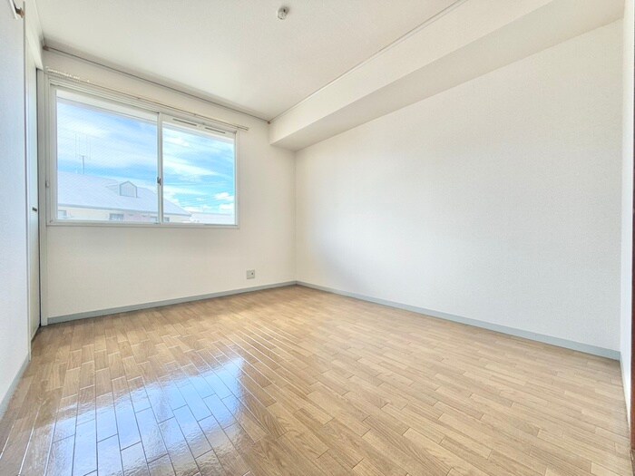 物件内観写真10　(居室)